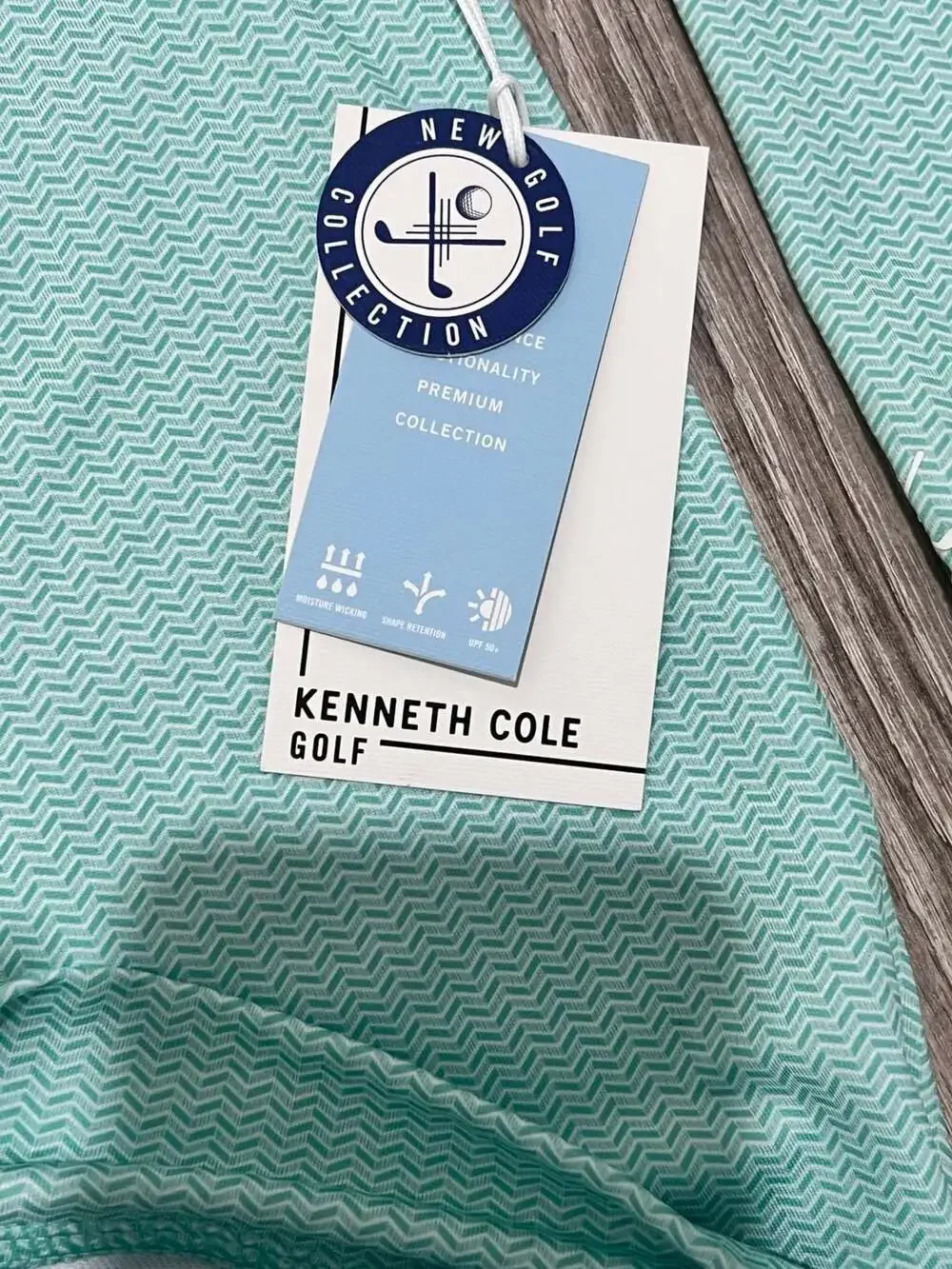 Kenneth Cole Golf Men's Performance Quarter-Zip Pullover in Dreamy Green
